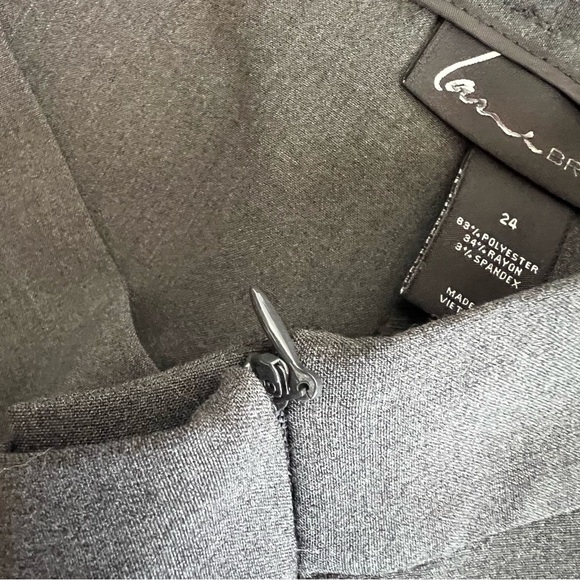 Lane Bryant The Sophie Straight Fit Grey Pants 24 NWT - Picture 5 of 7